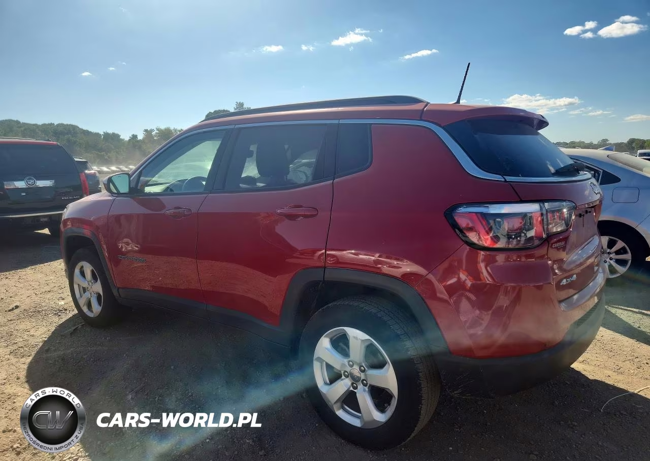 2019 Jeep Compass Latitude VIN:3C4NJDBB1KT689612 - 2