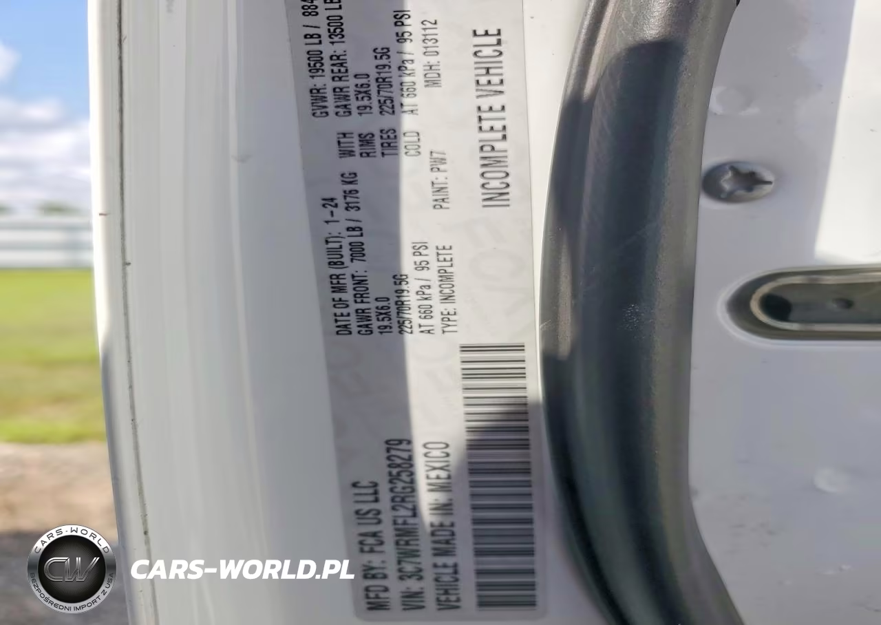 2024 Ram 5500 VIN:3C7WRMFL2RG258279 - 13