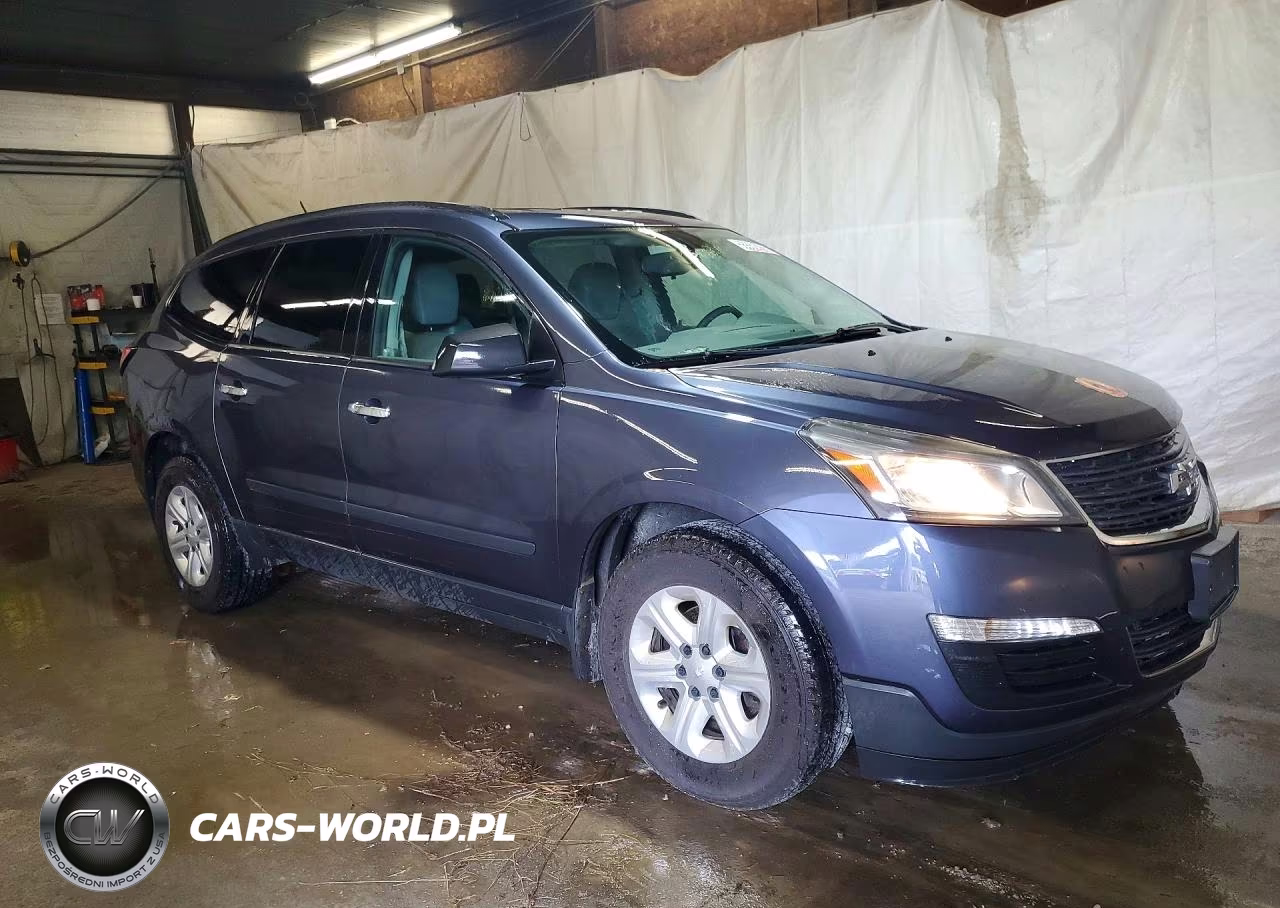 2013 Chevrolet Traverse Ls VIN:1GNKVFEDXDJ112921 - 4