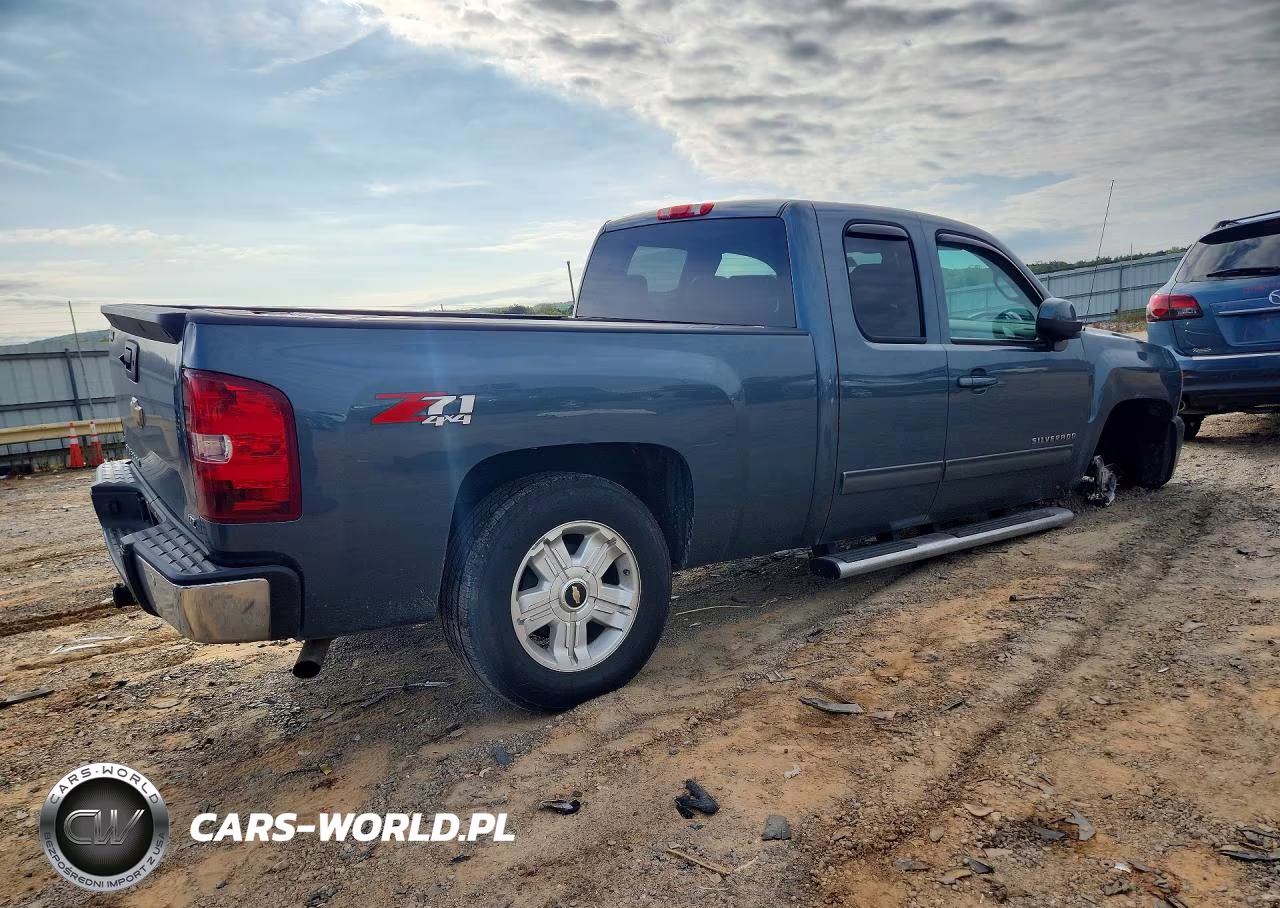 2013 Chevrolet Silverado Ltz VIN:1GCRKTE79DZ351595 - 3