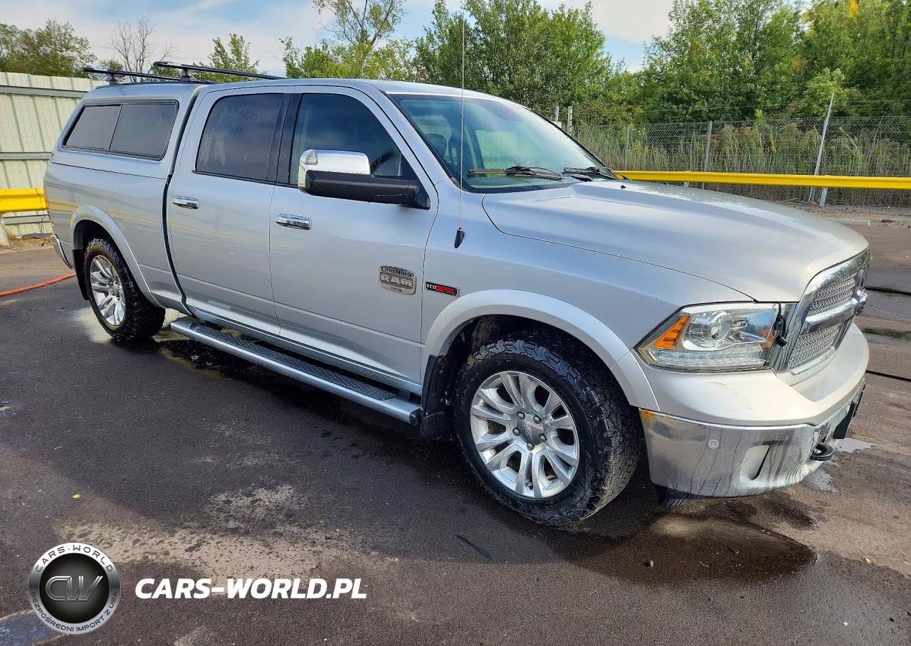 2015 Ram 1500 Longhorn VIN:1C6RR7WMXFS637790 - 4