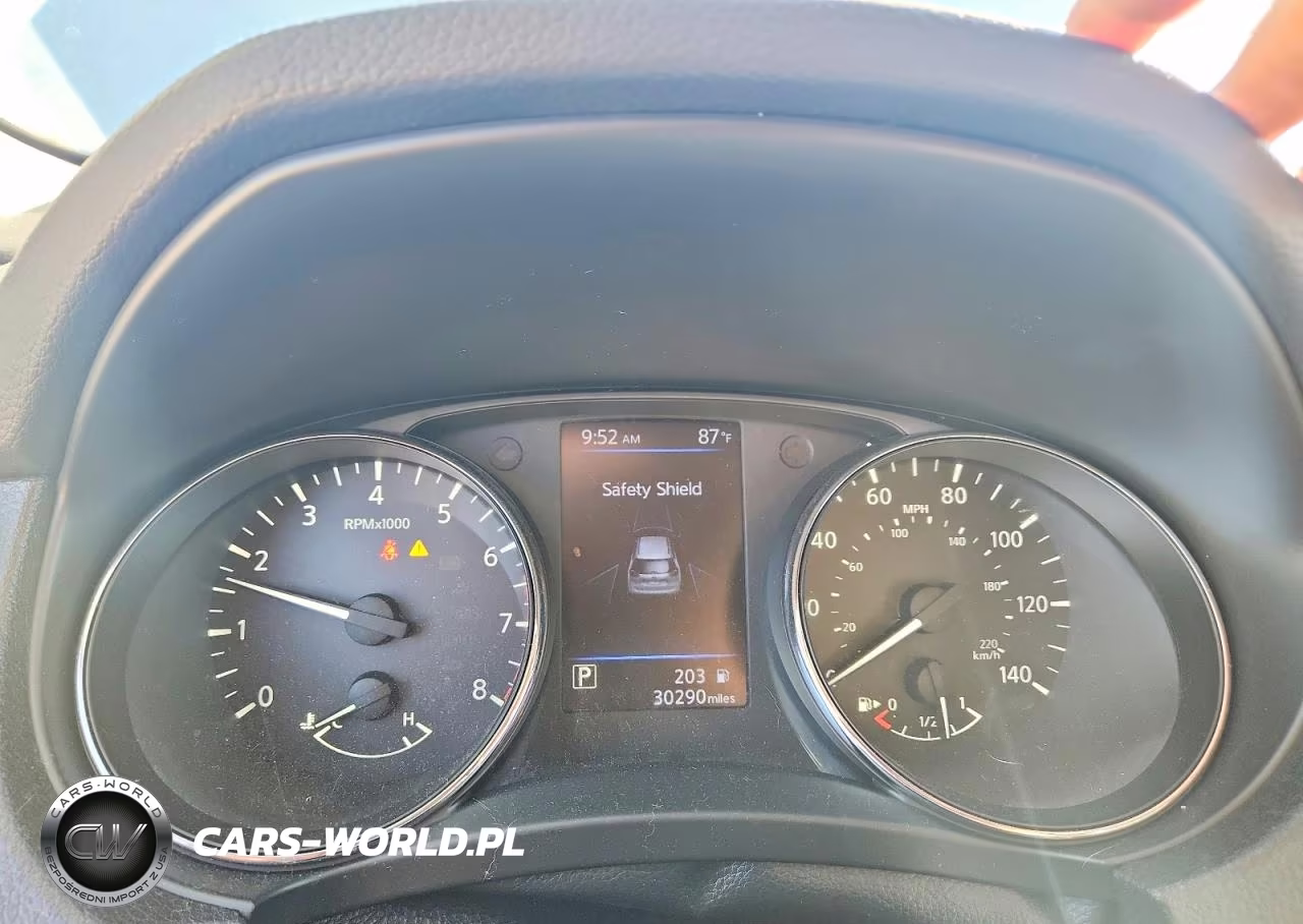 2018 Nissan Rogue S VIN:5N1AT2MT2JC828865 - 9