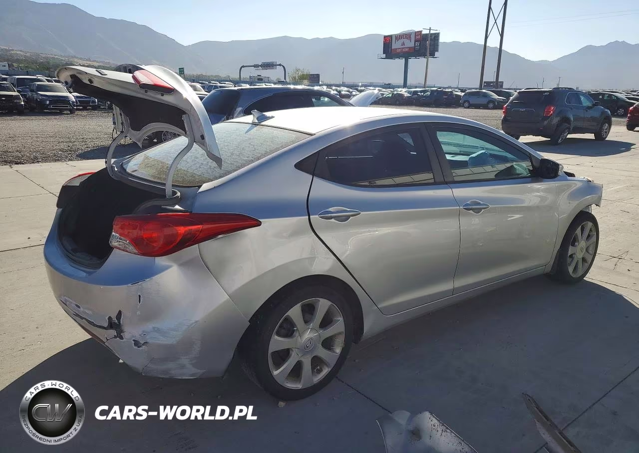 2013 Hyundai Elantra Limited VIN:KMHDH4AE0DU627352 - 3