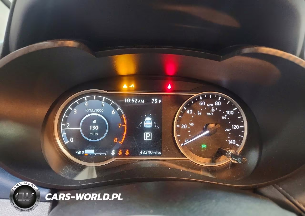 2025 Nissan Versa Sv VIN:3N1CN8EV4SL862082 - 9
