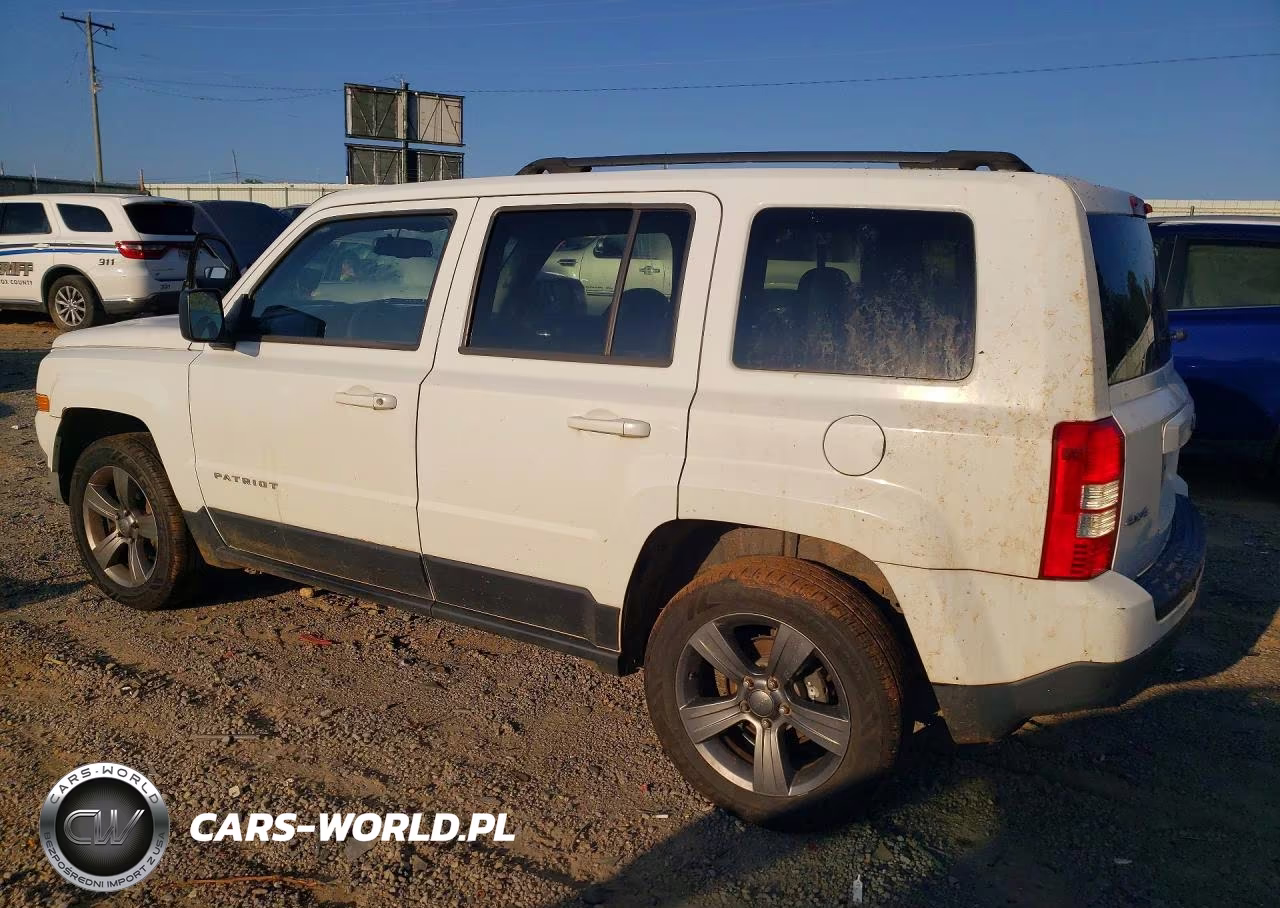 2015 Jeep Patriot Latitude VIN:1C4NJRFB2FD189316 - 2