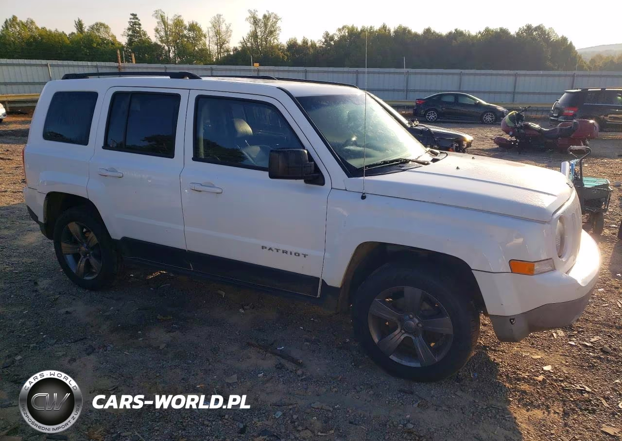 2015 Jeep Patriot Latitude VIN:1C4NJRFB2FD189316 - 4