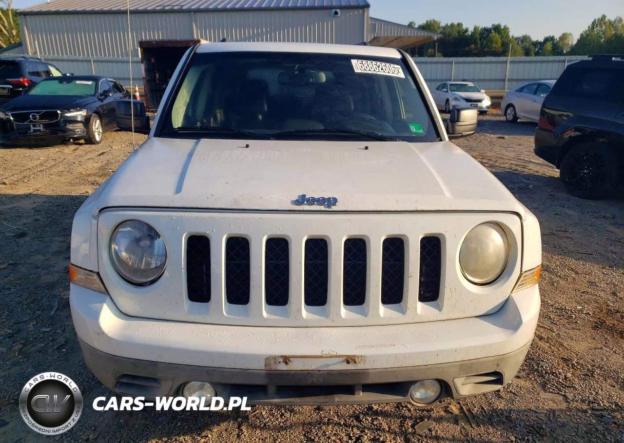 2015 Jeep Patriot Latitude VIN:1C4NJRFB2FD189316 - 5