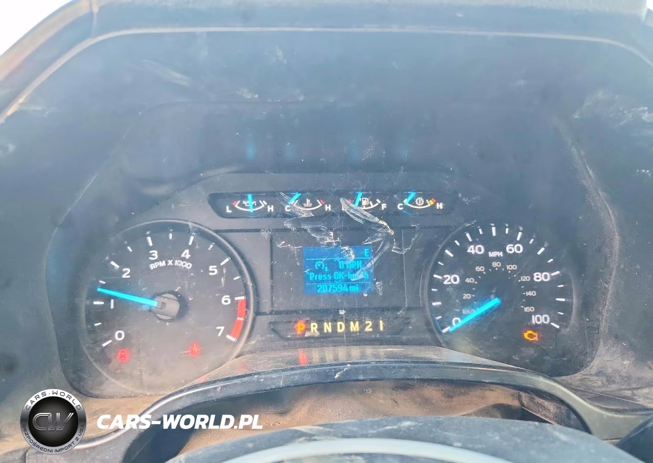 2019 Ford F350 Super Duty VIN:1FD8W3H68KEE93424 - 9