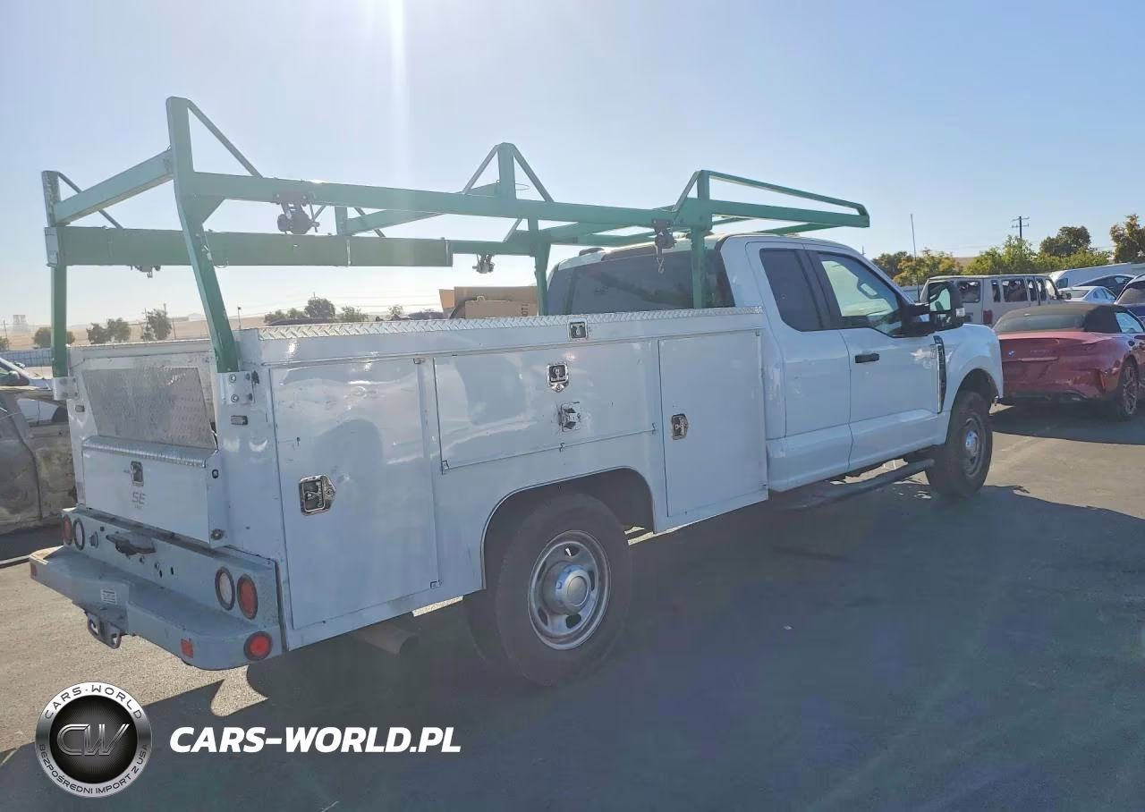 2023 Ford F350 Super Duty VIN:1FD8X3EN4PED64838 - 3