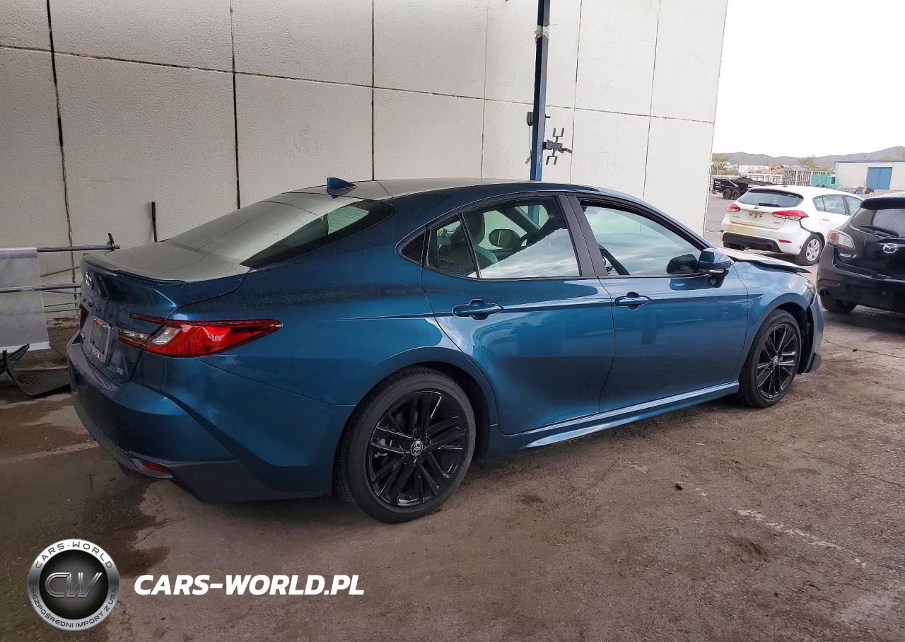 2025 Toyota Camry Se VIN:4T1DAACK2SU098280 - 3