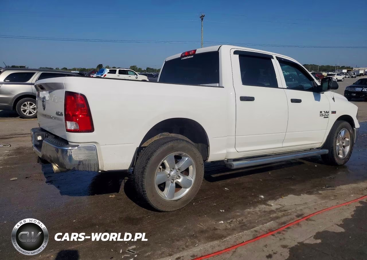 2021 Ram 1500 Classic Tradesman VIN:3C6RR7KT0MG665292 - 3