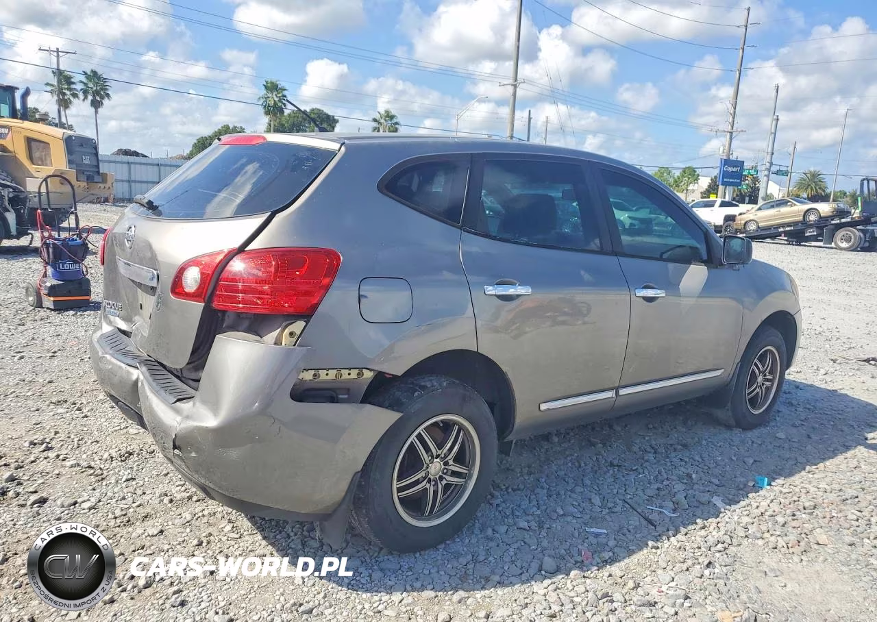 2014 Nissan Rogue Select S VIN:JN8AS5MT1EW615097 - 3