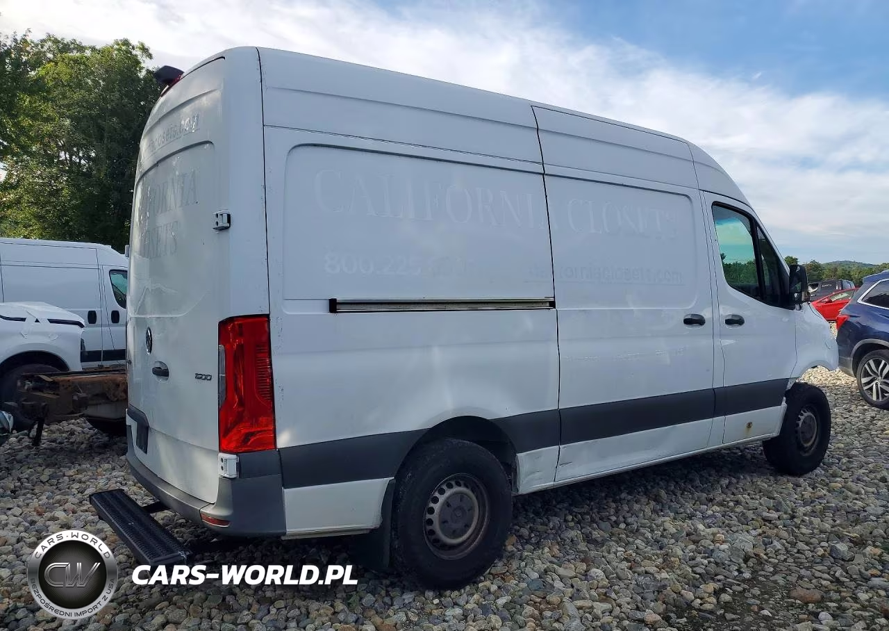 2019 Mercedes-Benz Sprinter 1500 VIN:W1Y70BGY5KT017198 - 3