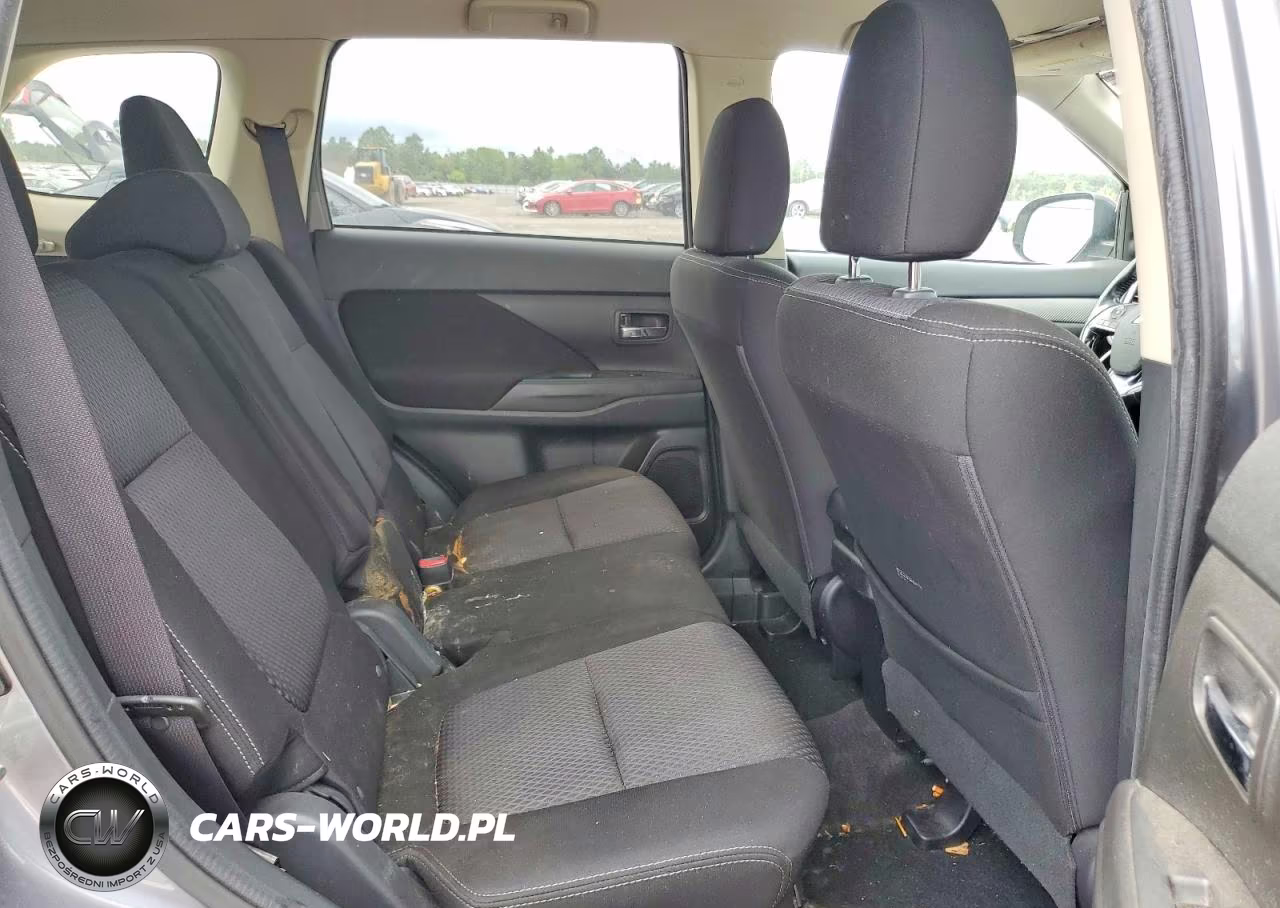 2018 Mitsubishi Outlander Se VIN:JA4AD3A34JZ017913 - 11