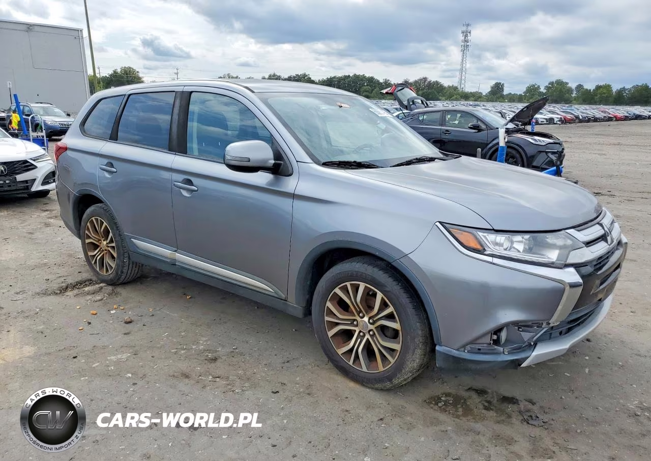 2018 Mitsubishi Outlander Se VIN:JA4AD3A34JZ017913 - 4