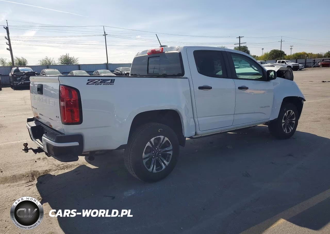 2021 Chevrolet Colorado Z71 VIN:1GCGTDEN2M1146854 - 3