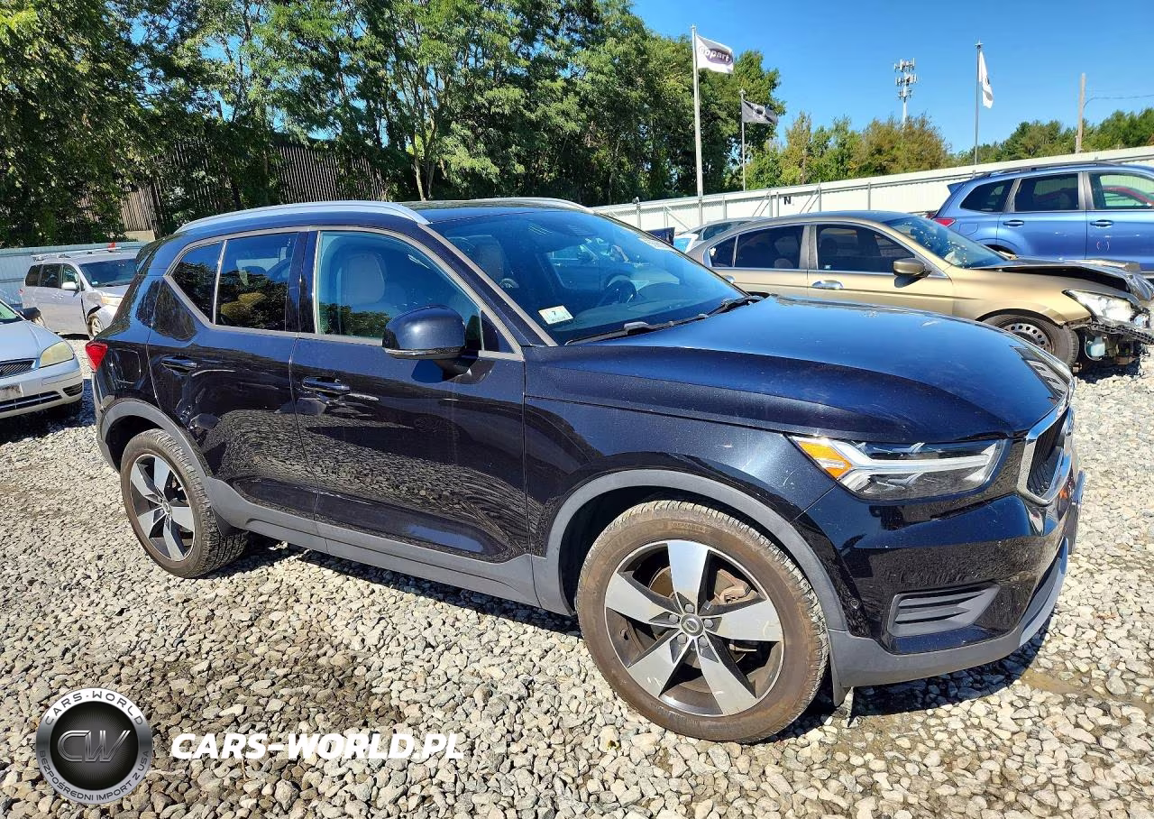 2019 Volvo Xc40 T5 Momentum VIN:YV4162UK7K2120795 - 4