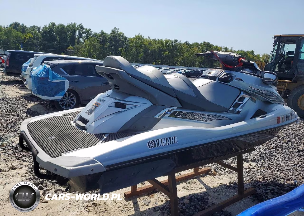 2012 Yamaha Wave Runner Jet Ski VIN:YAMA3637D212 - 4