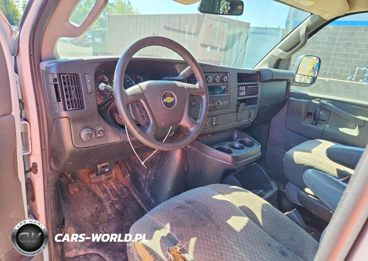 2021 Chevrolet Express G2500 Delivery Van VIN:1GCWGAF72M1207621 - 8