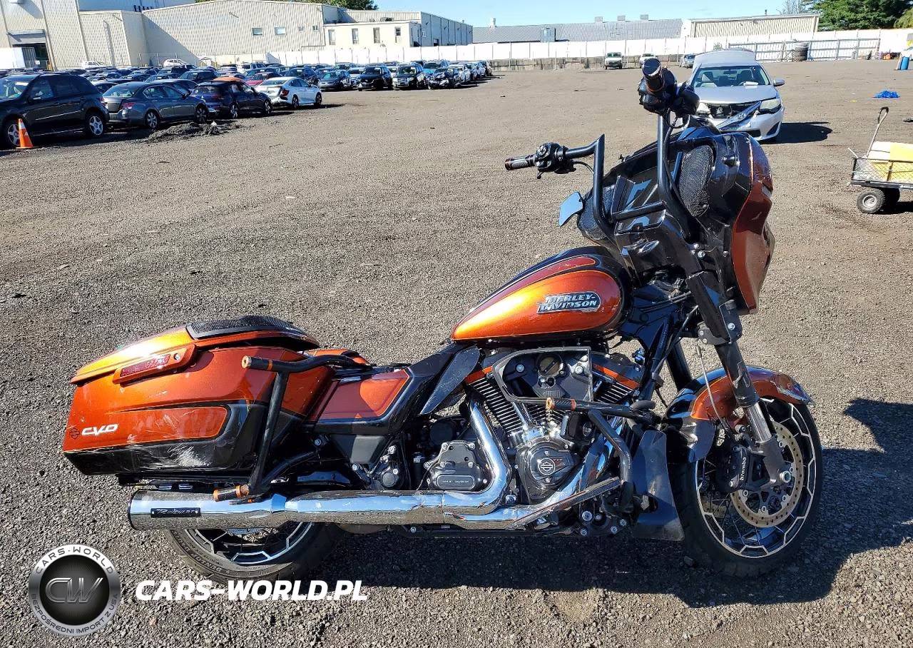 2023 Harley-Davidson Flhxse VIN:1HD1PX617PB957103 - 1