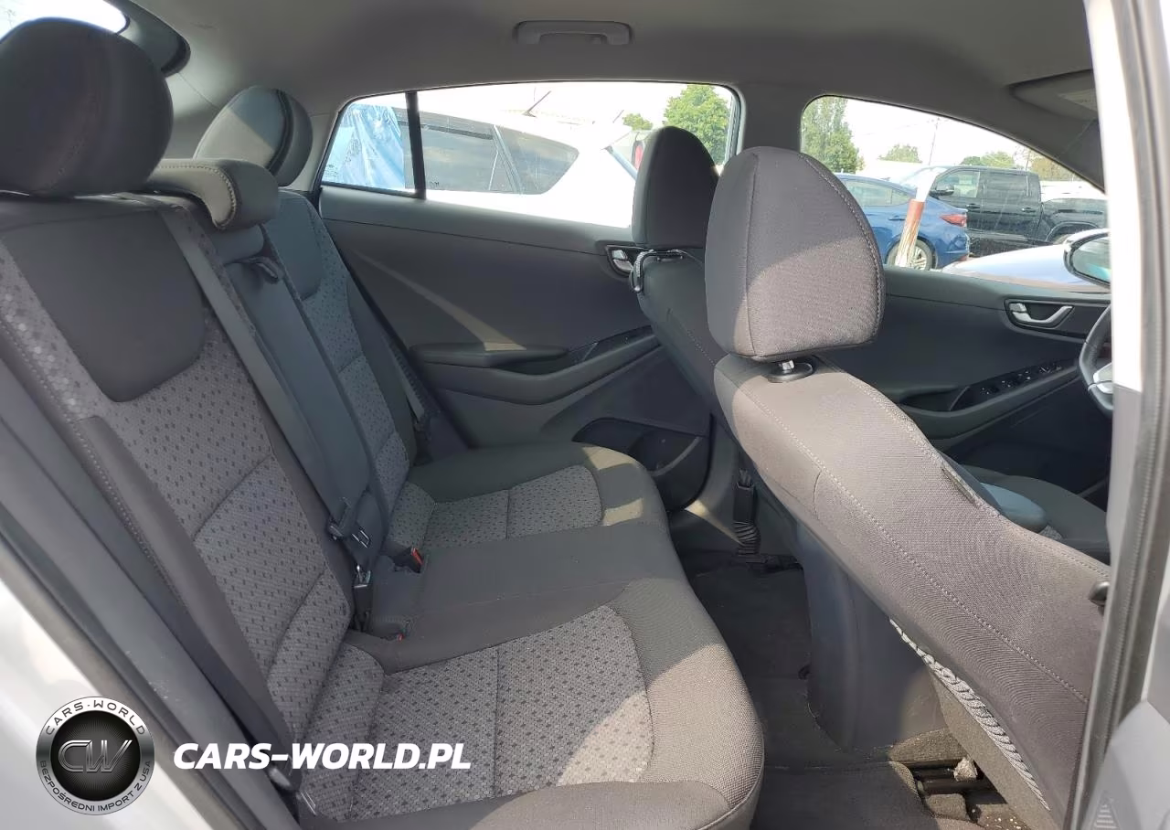 2019 Hyundai Ioniq Plug-In Hybrid Base VIN:KMHC65LD6KU155215 - 10