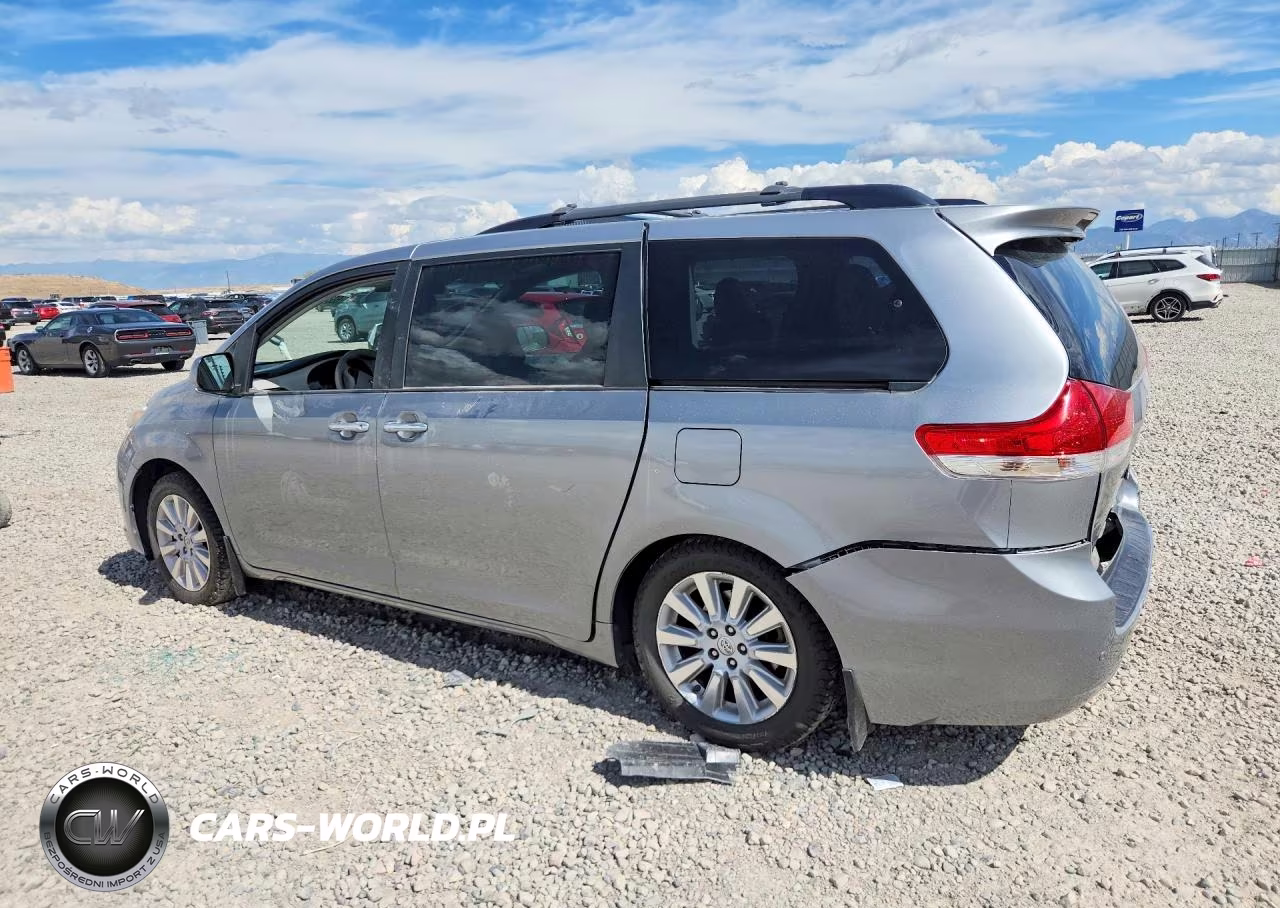 2013 Toyota Sienna Xle 7-Passenger VIN:5TDDK3DC9DS056748 - 2
