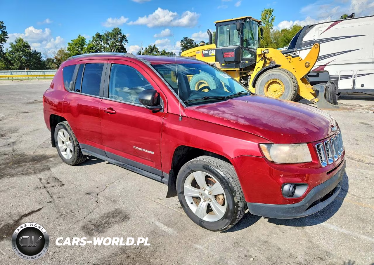 2014 Jeep Compass Sport VIN:1C4NJCBBXED744952 - 4
