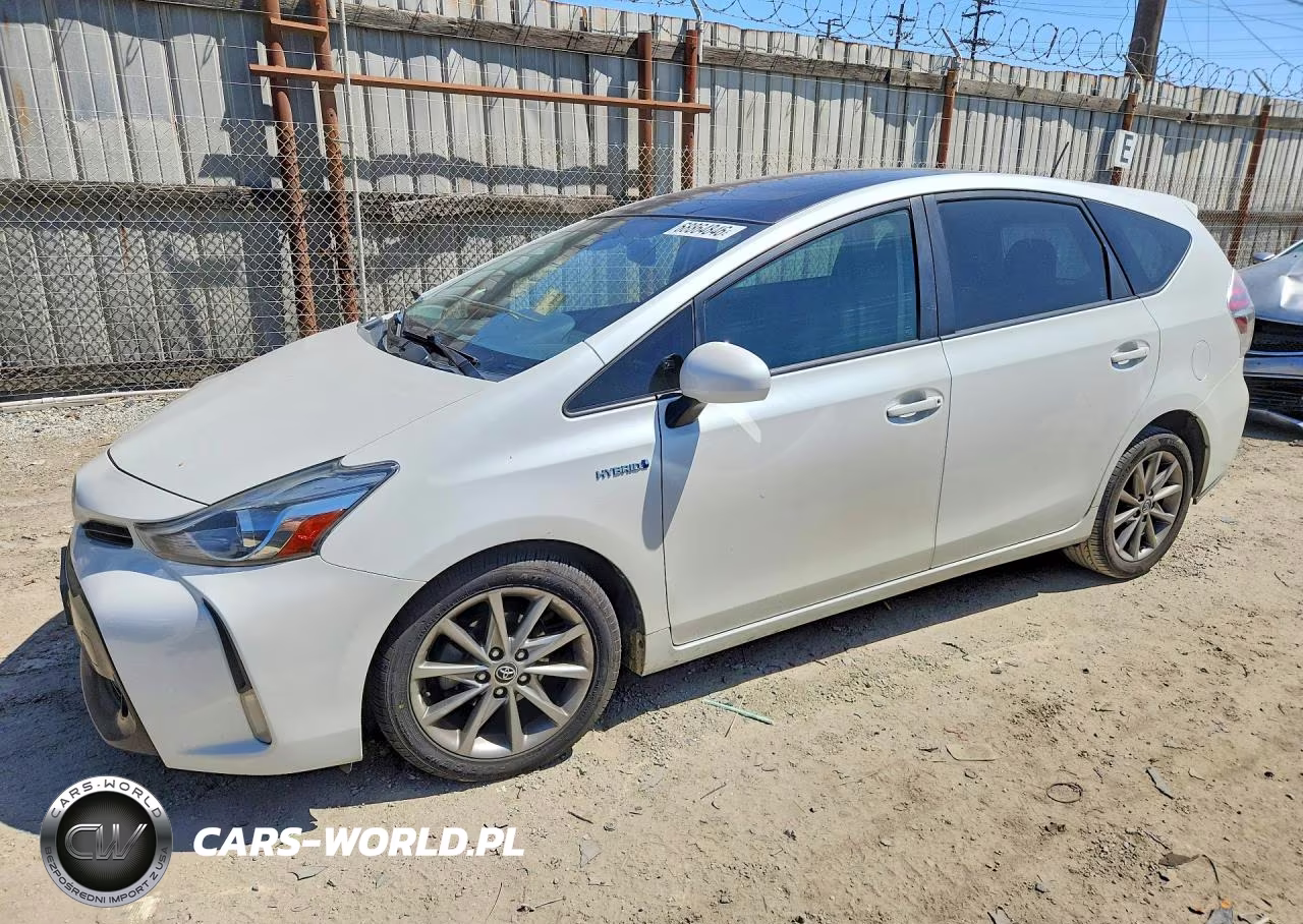 2016 Toyota Prius V Five