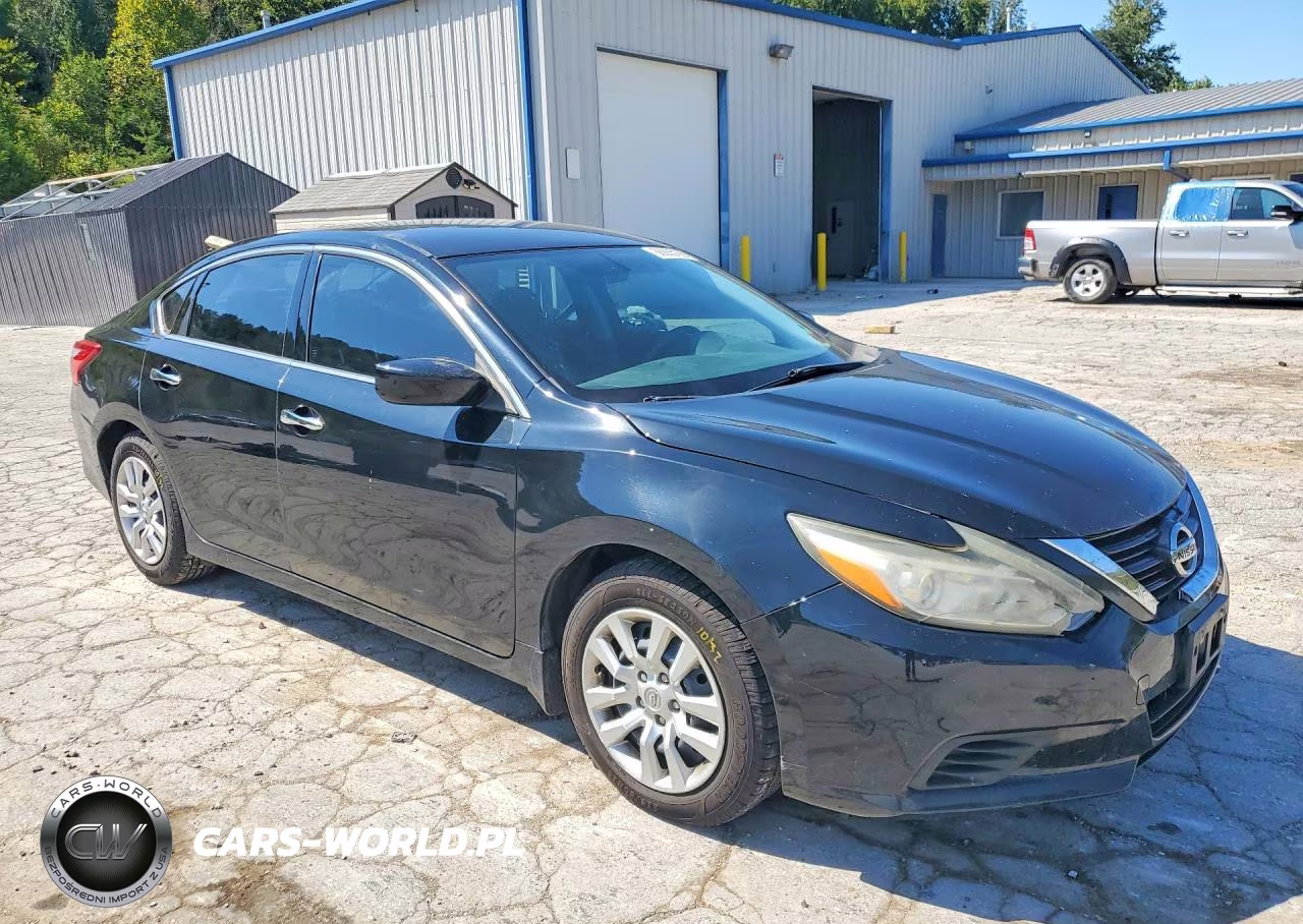 2017 Nissan Altima 2.5 S VIN:1N4AL3AP4HC139640 - 4