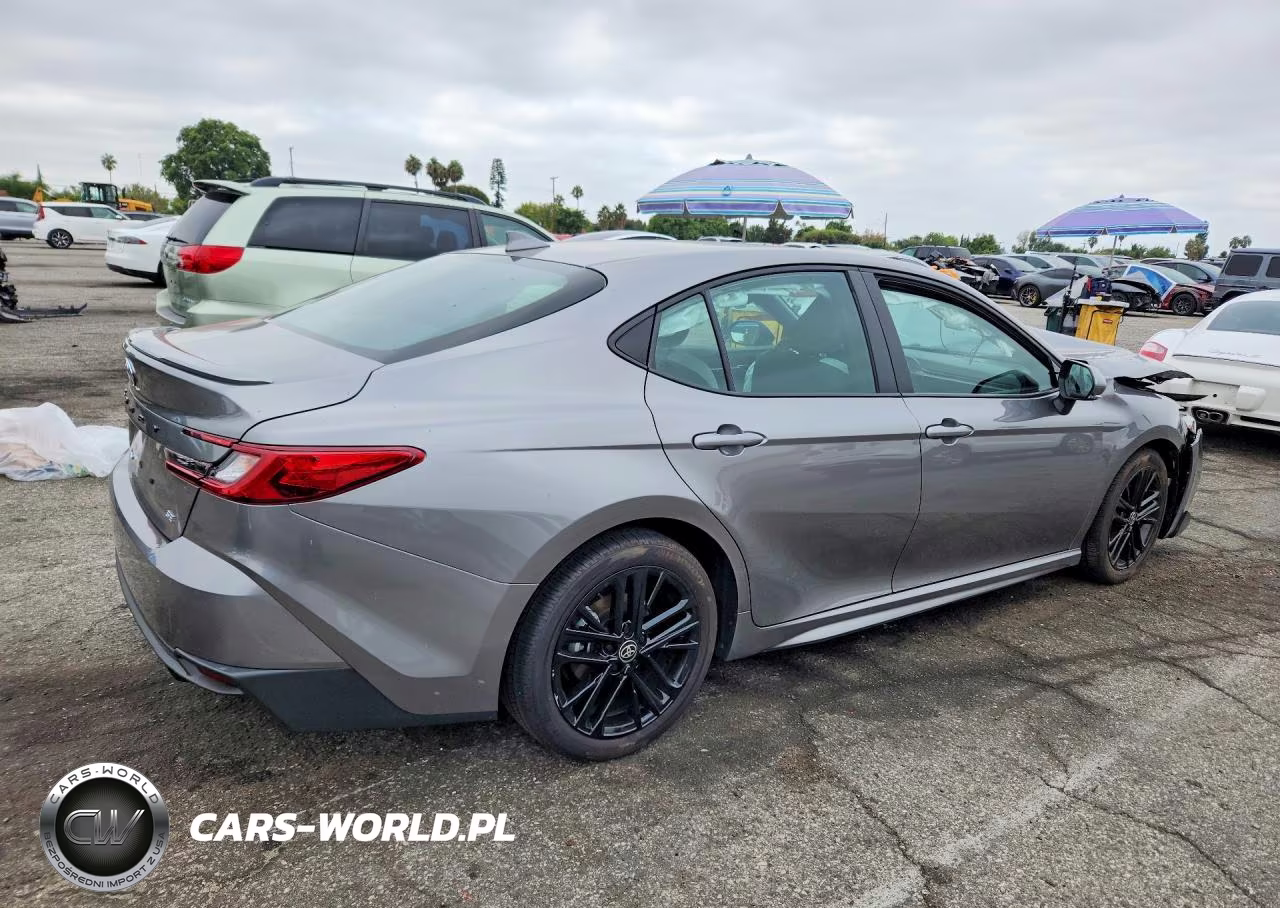 2025 Toyota Camry Se VIN:4T1DAACKXSU602588 - 3