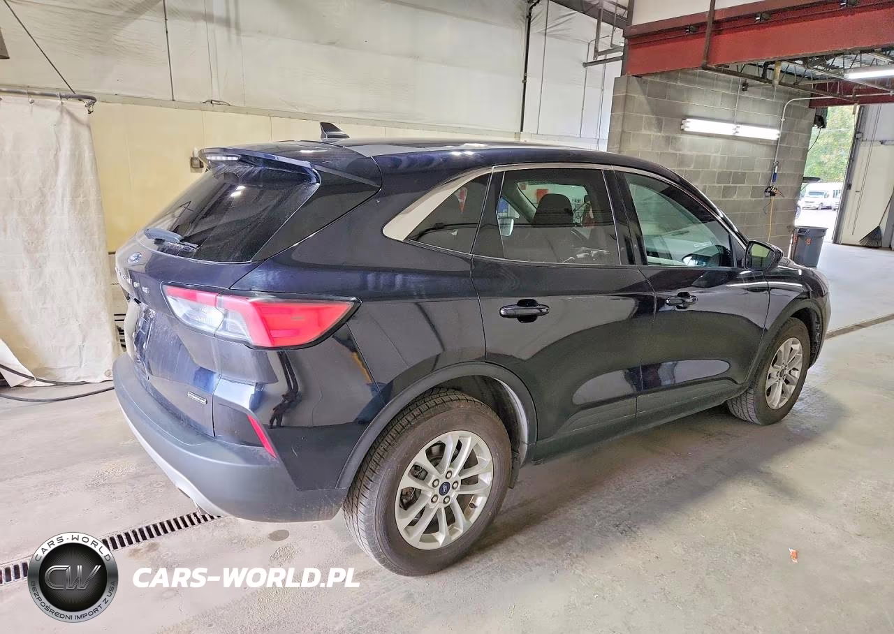 2021 Ford Escape Se VIN:1FMCU9BZ9MUA33915 - 3