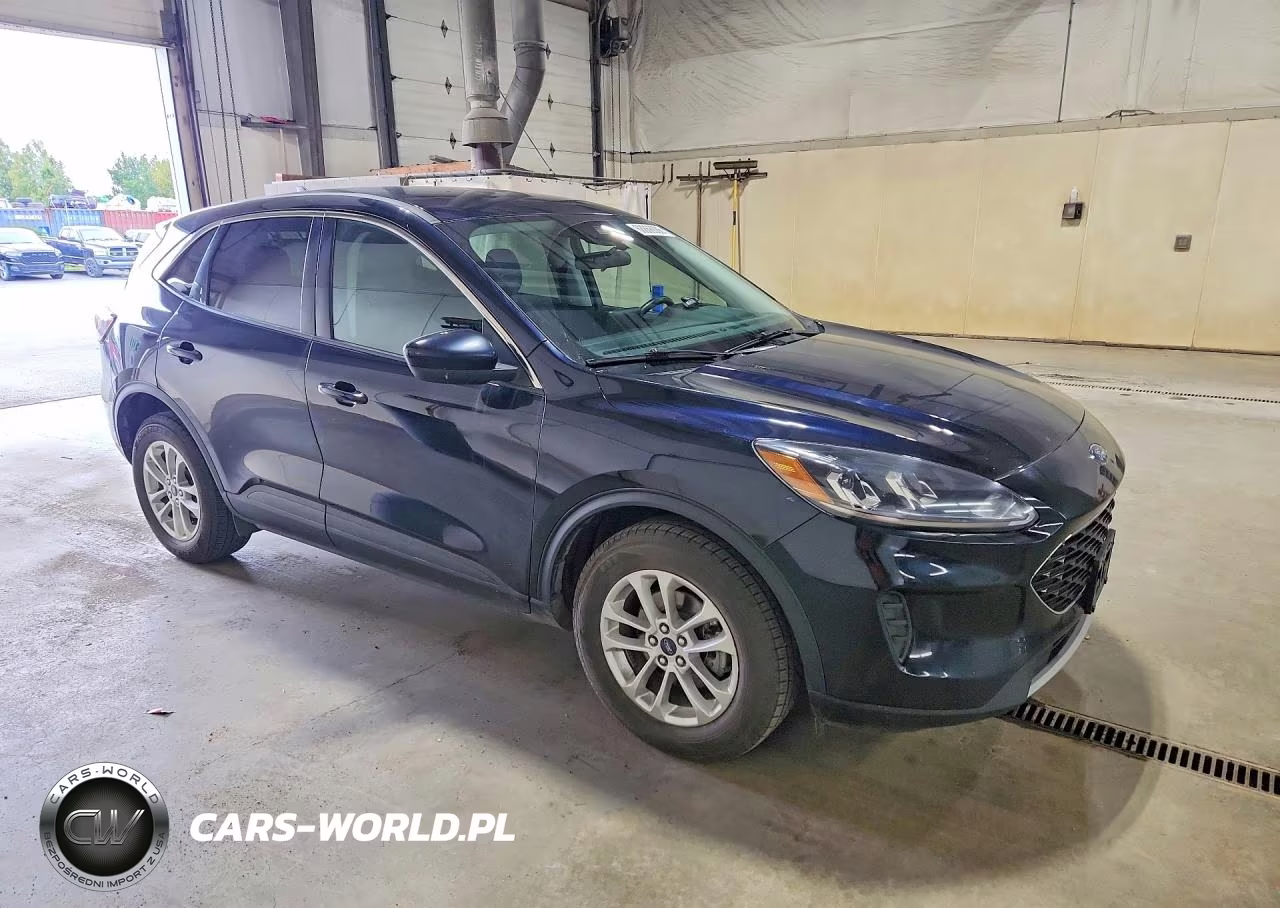 2021 Ford Escape Se VIN:1FMCU9BZ9MUA33915 - 4