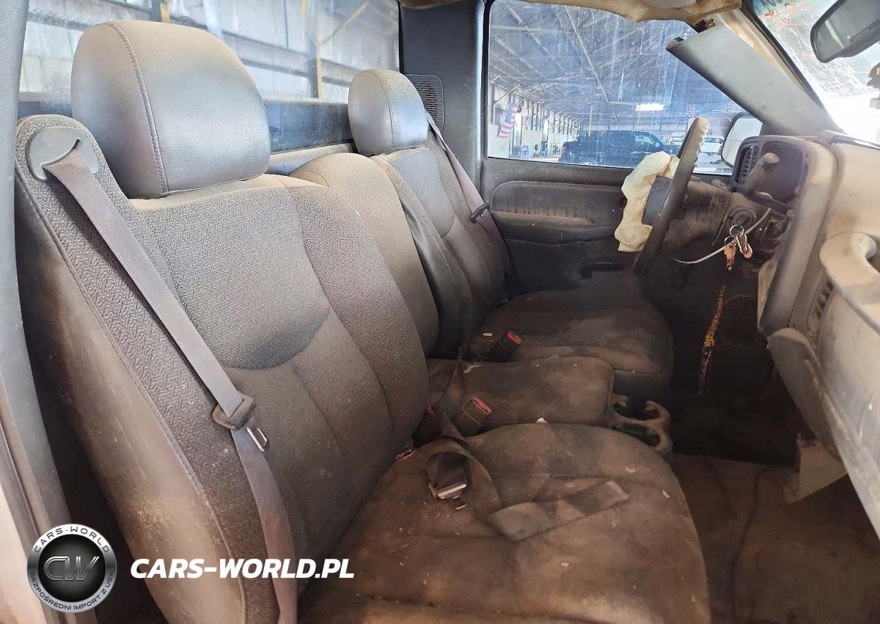 2005 Chevrolet Silverado C1500 VIN:1GCEC14V45Z276595 - 10