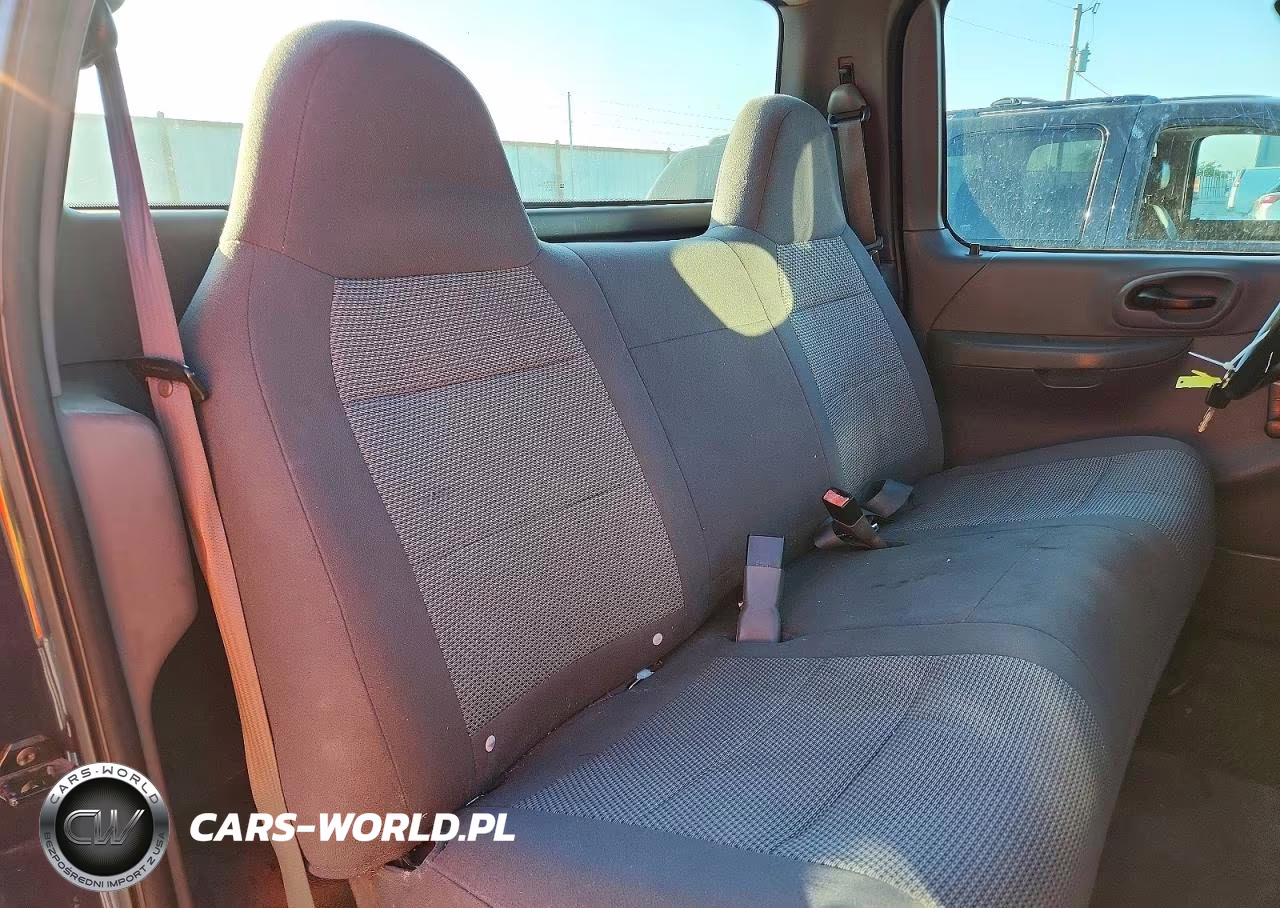 2004 Ford F-150 Heritage Classic VIN:2FTRF18234CA68941 - 10