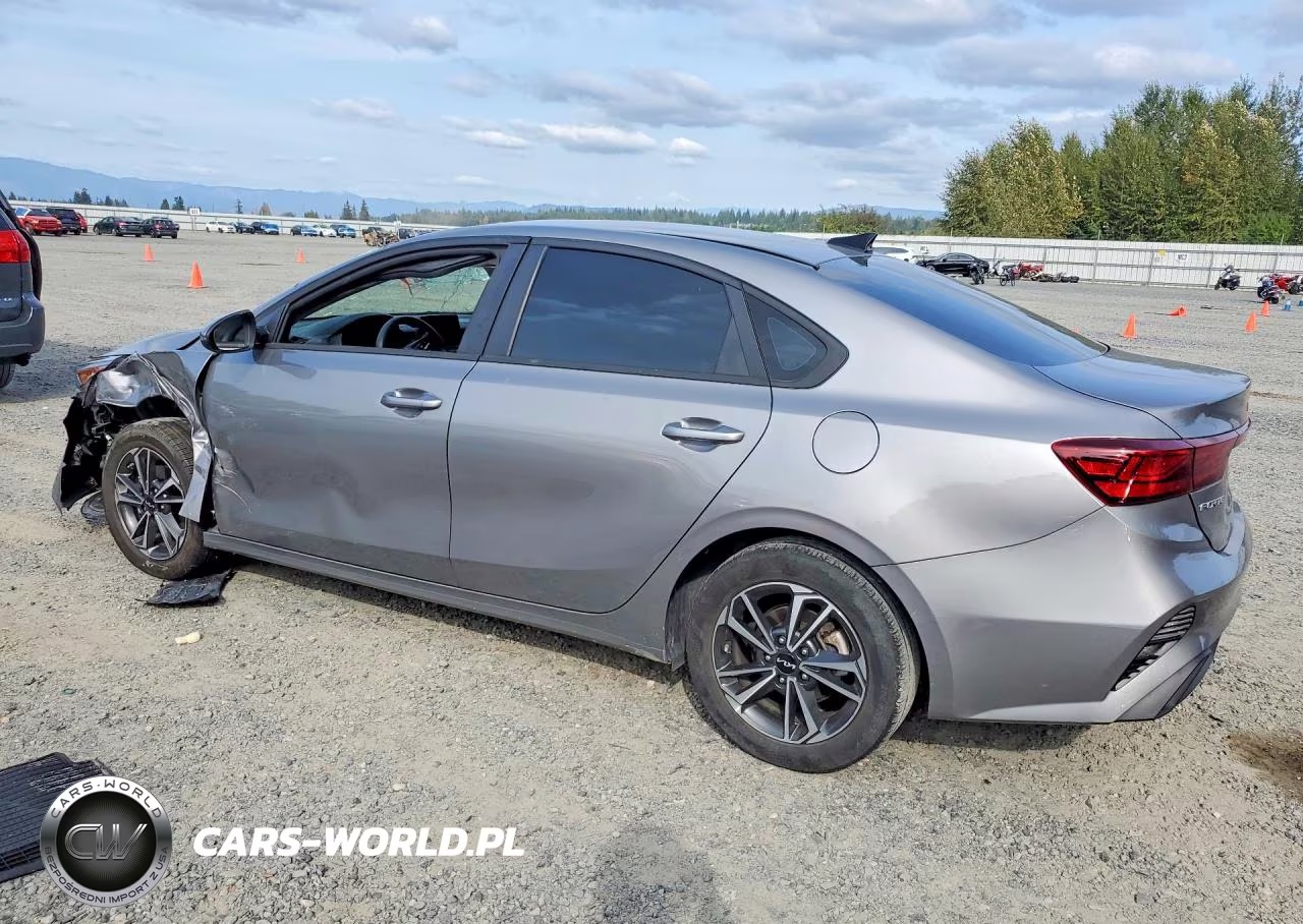 2023 Kia Forte Lxs VIN:3KPF24AD2PE672141 - 2