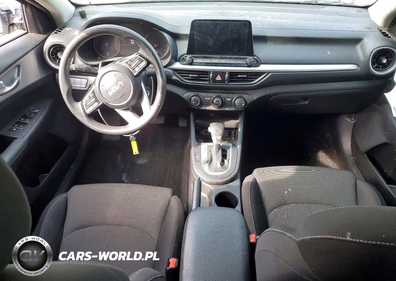 2023 Kia Forte Lxs VIN:3KPF24AD2PE672141 - 8