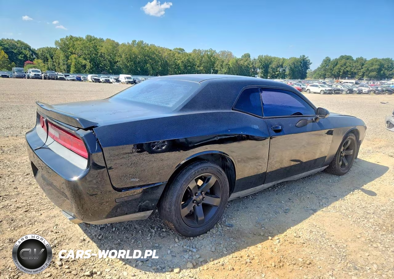 2013 Dodge Challenger Sxt VIN:2C3CDYAG8DH607474 - 3