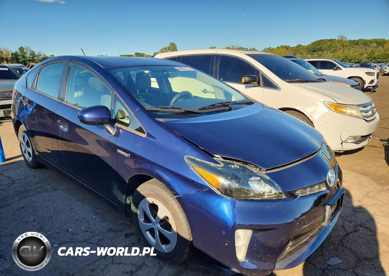 2013 Toyota Prius Three VIN:JTDKN3DU1D0351370 - 4