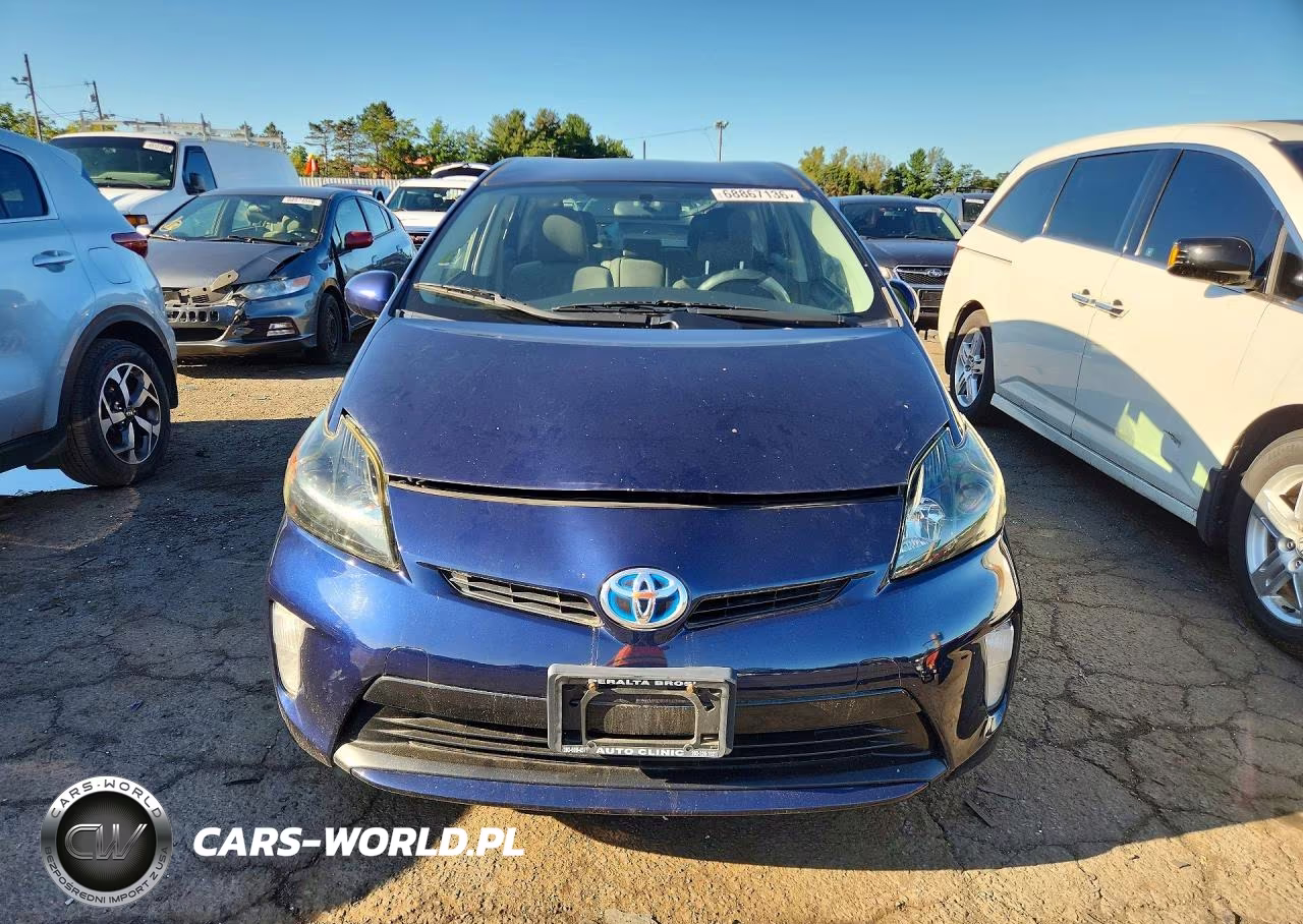 2013 Toyota Prius Three VIN:JTDKN3DU1D0351370 - 5