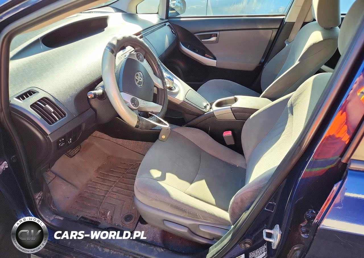 2013 Toyota Prius Three VIN:JTDKN3DU1D0351370 - 7
