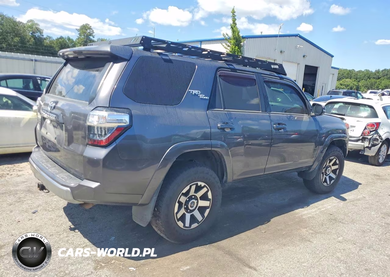 2020 Toyota 4Runner Trd Off-Road Premium VIN:JTEBU5JRXL5745025 - 3