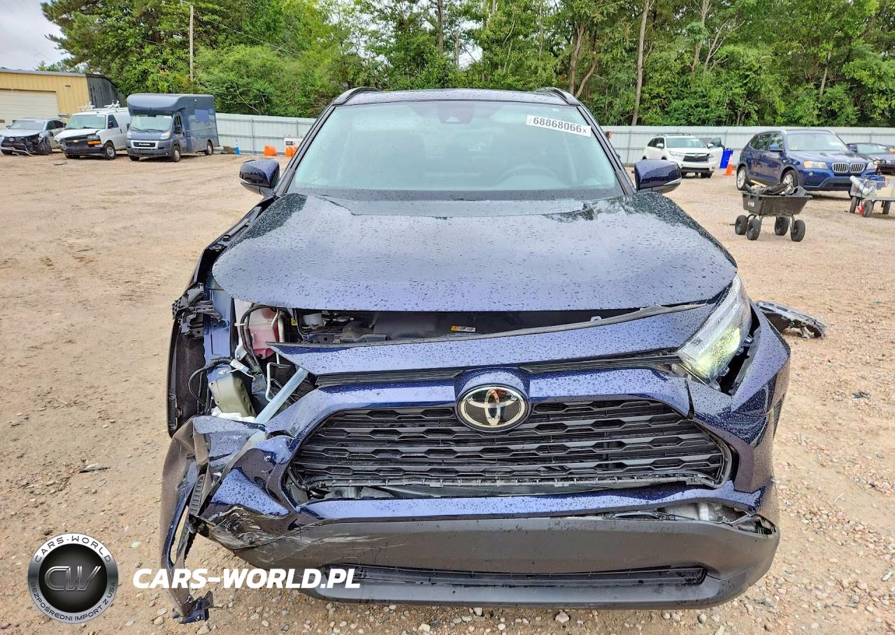 2023 Toyota Rav4 Xle VIN:2T3W1RFV0PW250438 - 5
