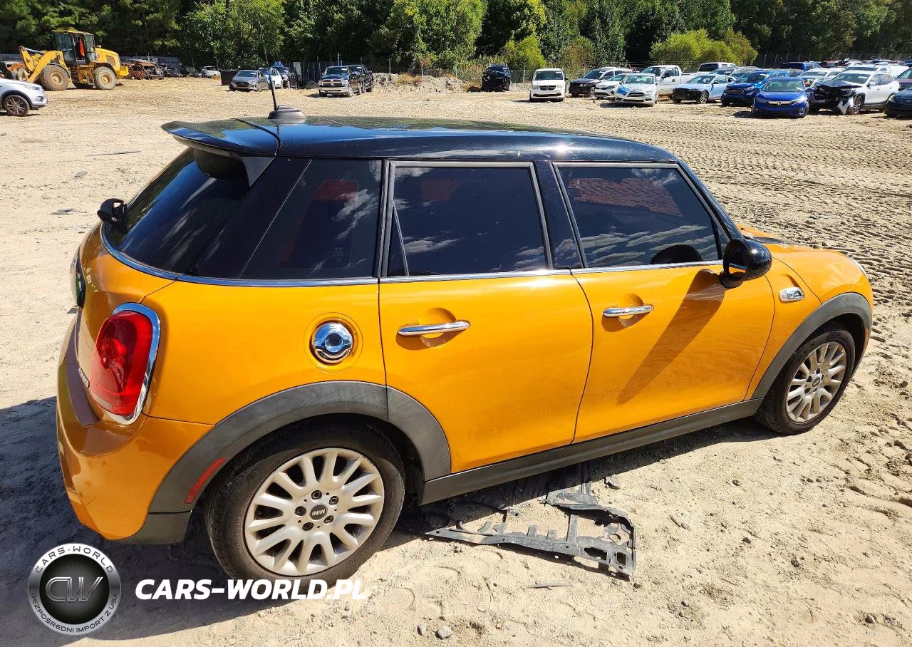 2015 Mini Cooper S VIN:WMWXU3C56F2B56133 - 3