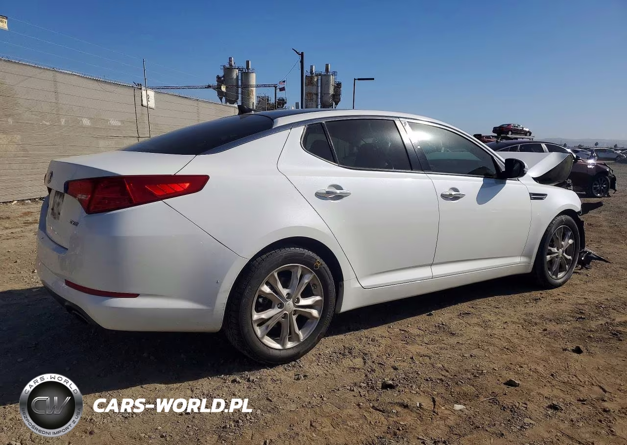 2013 Kia Optima Ex VIN:5XXGN4A72DG141630 - 3