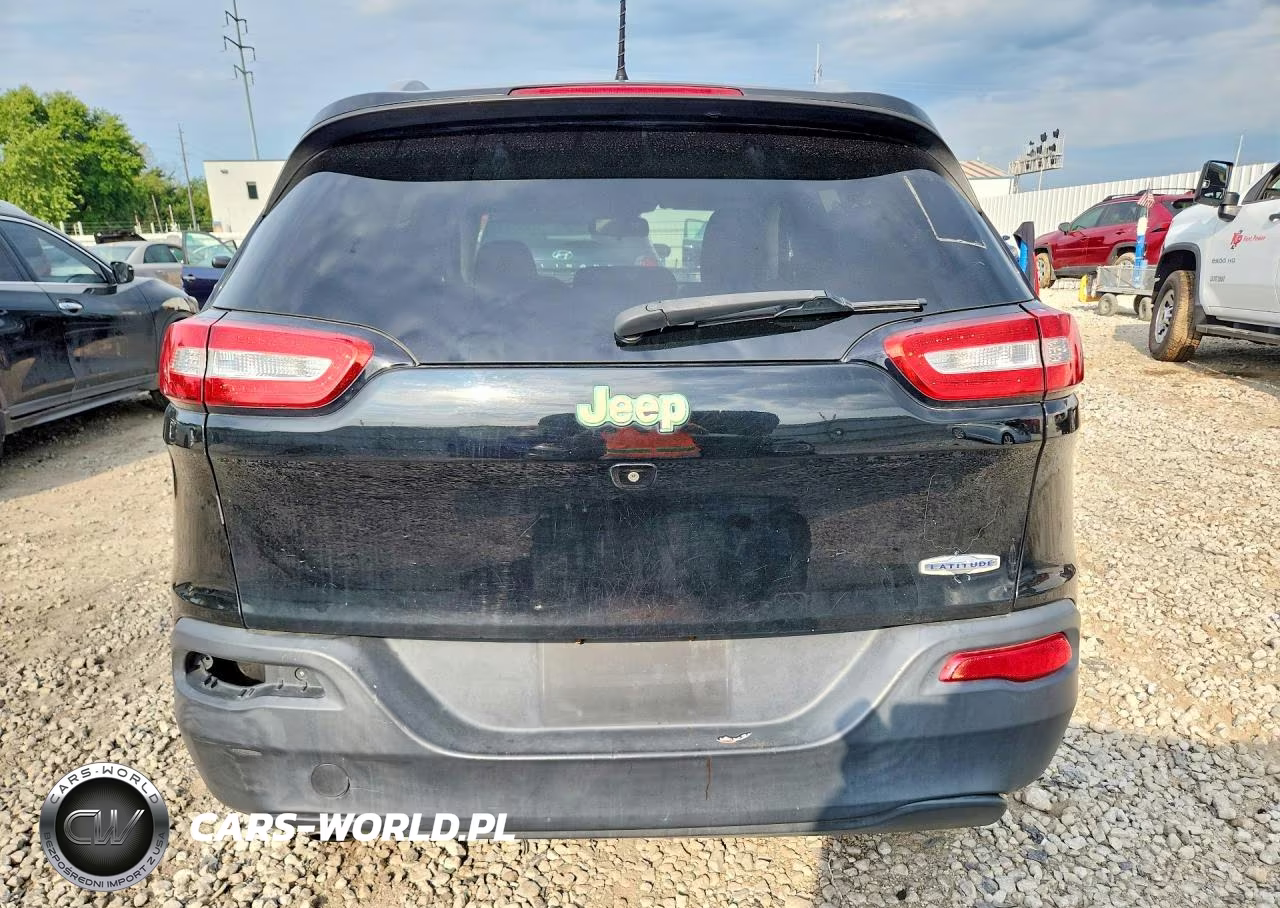 2018 Jeep Cherokee Latitude VIN:1C4PJLCB7JD563390 - 6
