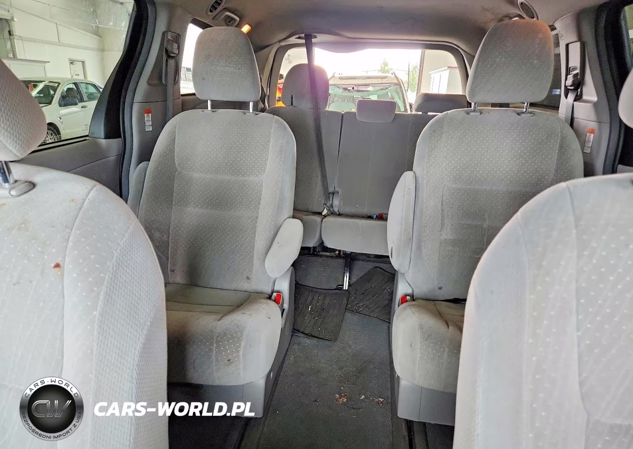 2019 Toyota Sieanna VIN:5TDJZ3DC7KS226648 - 10