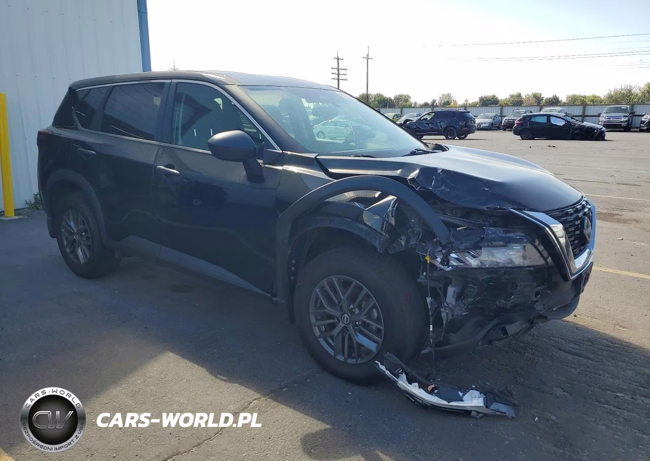 2023 Nissan Rogue S VIN:5N1BT3AAXPC925592 - 4