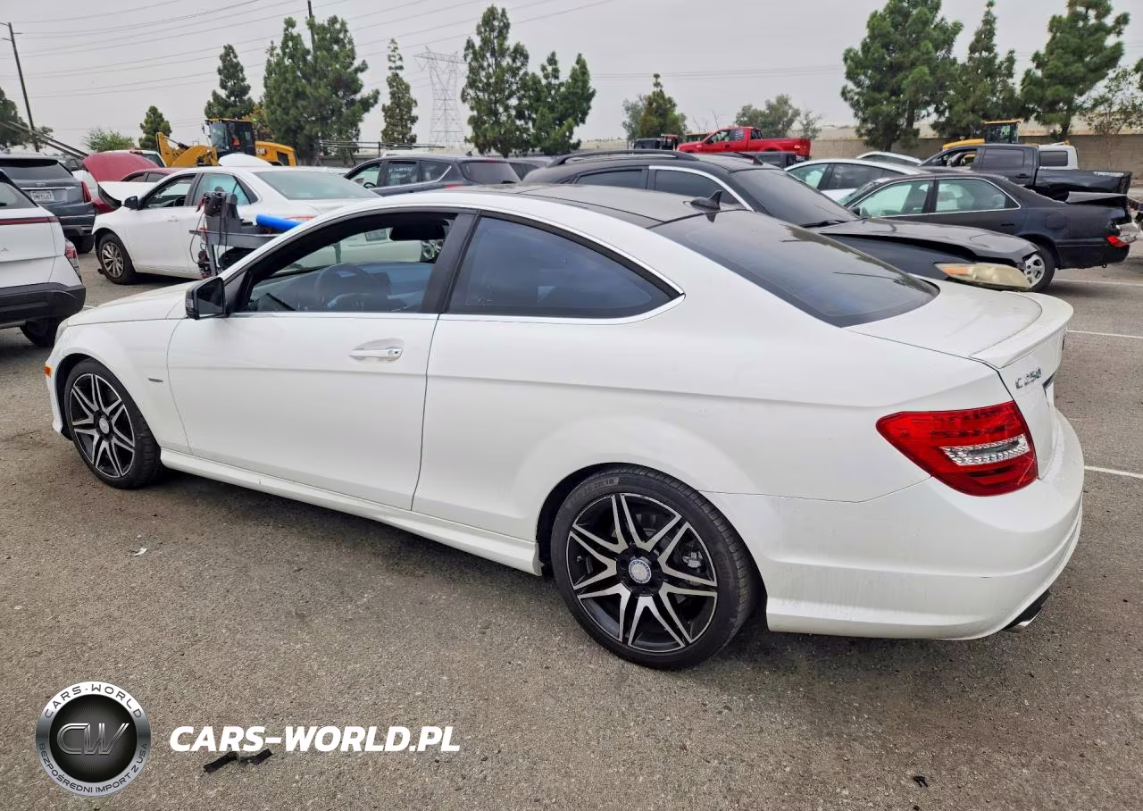 2013 Mercedes-Benz C 250 VIN:WDDGJ4HB4DG080561 - 2