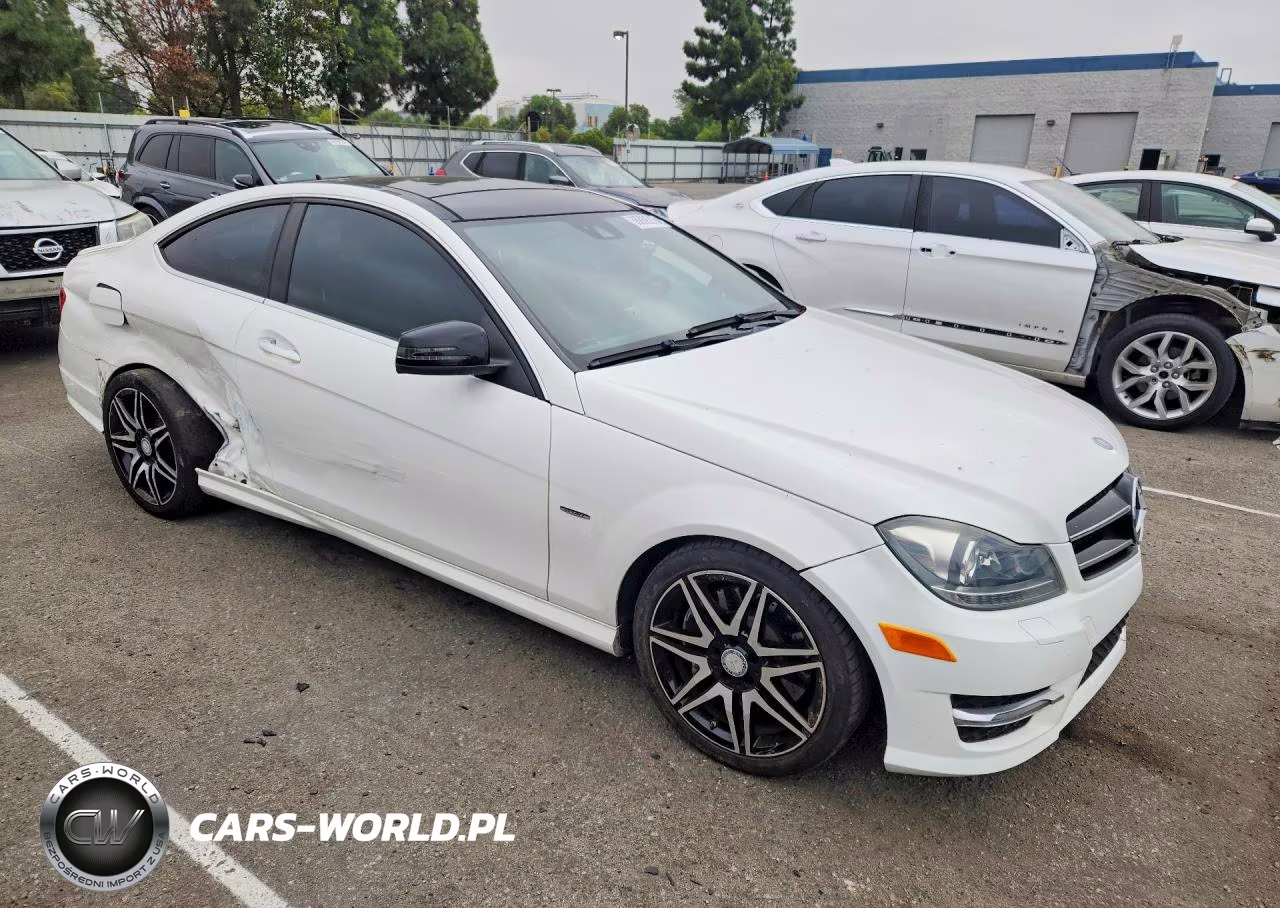 2013 Mercedes-Benz C 250 VIN:WDDGJ4HB4DG080561 - 4
