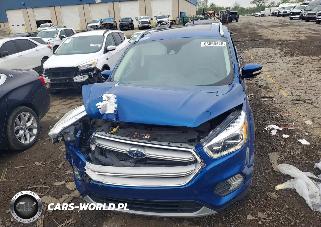 2017 Ford Escape Titanium VIN:1FMCU0JD4HUE57350 - 5